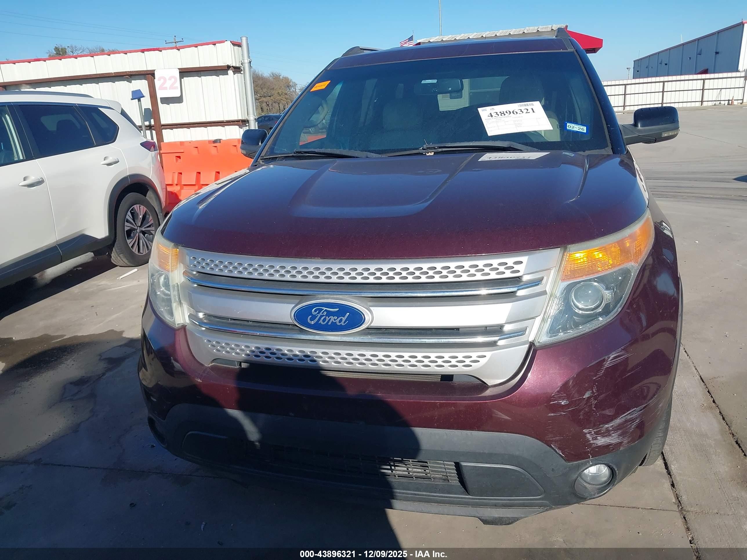 2011 Ford Explorer Xlt Maroon vin: 1FMHK7D86BGA33158