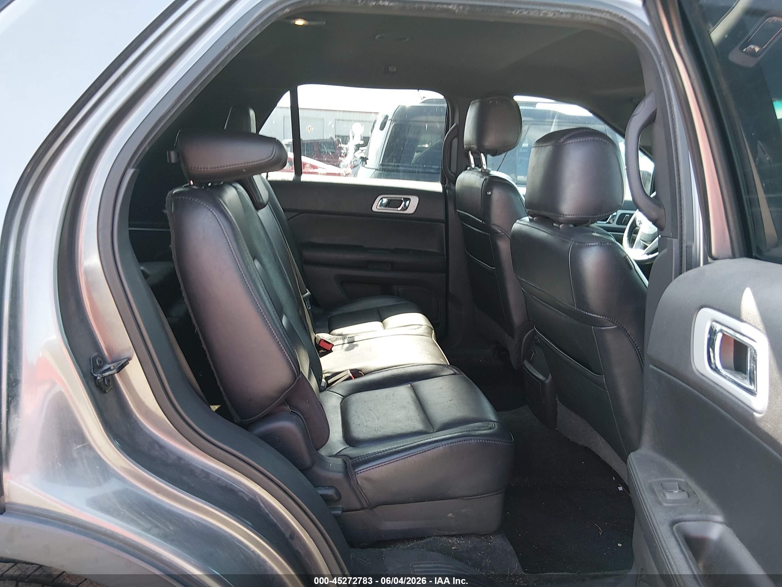 2011 Ford Explorer Xlt Gray vin: 1FMHK7D86BGA87379