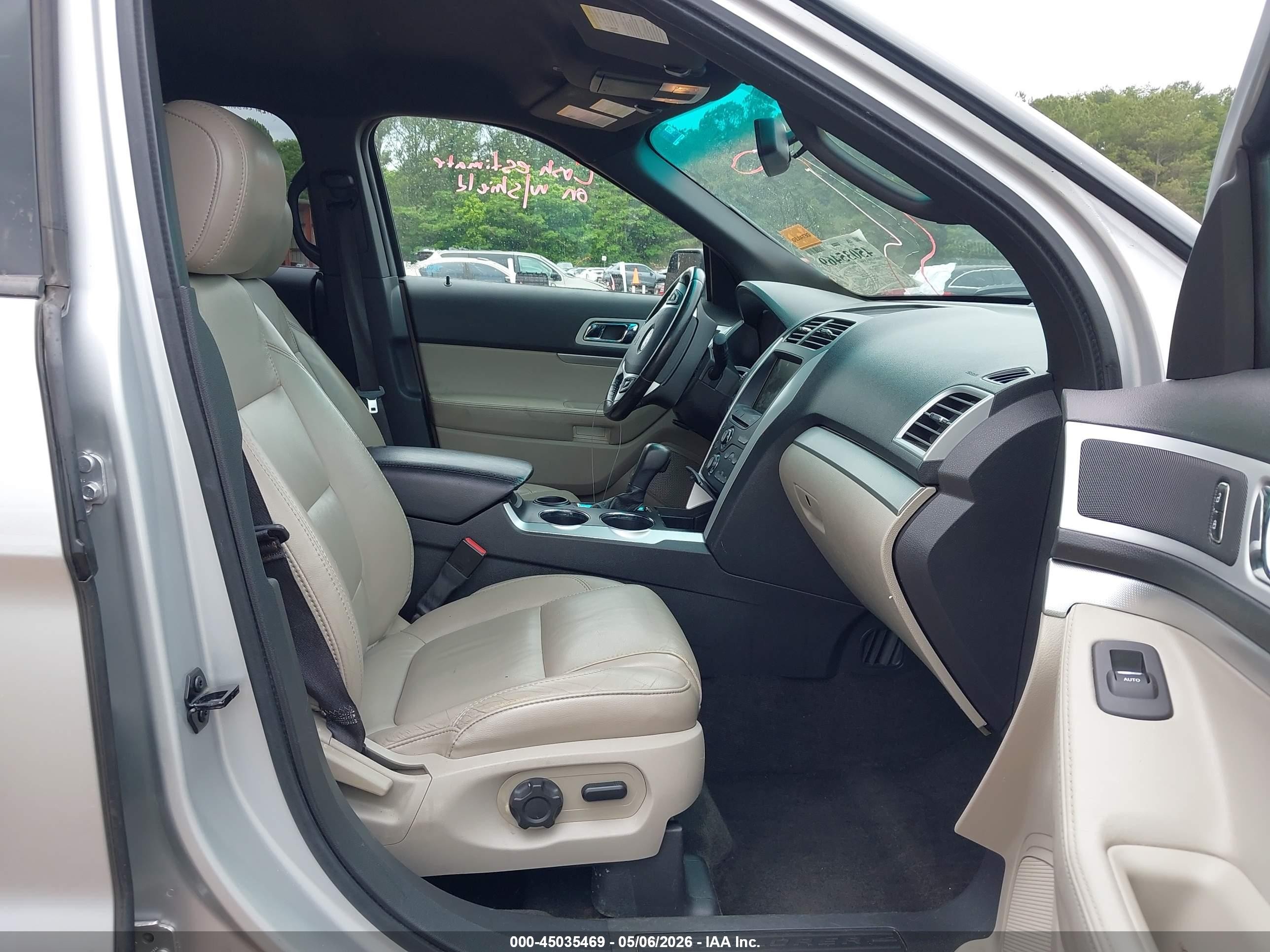 2012 Ford Explorer Xlt Silver vin: 1FMHK7D86CGA54366