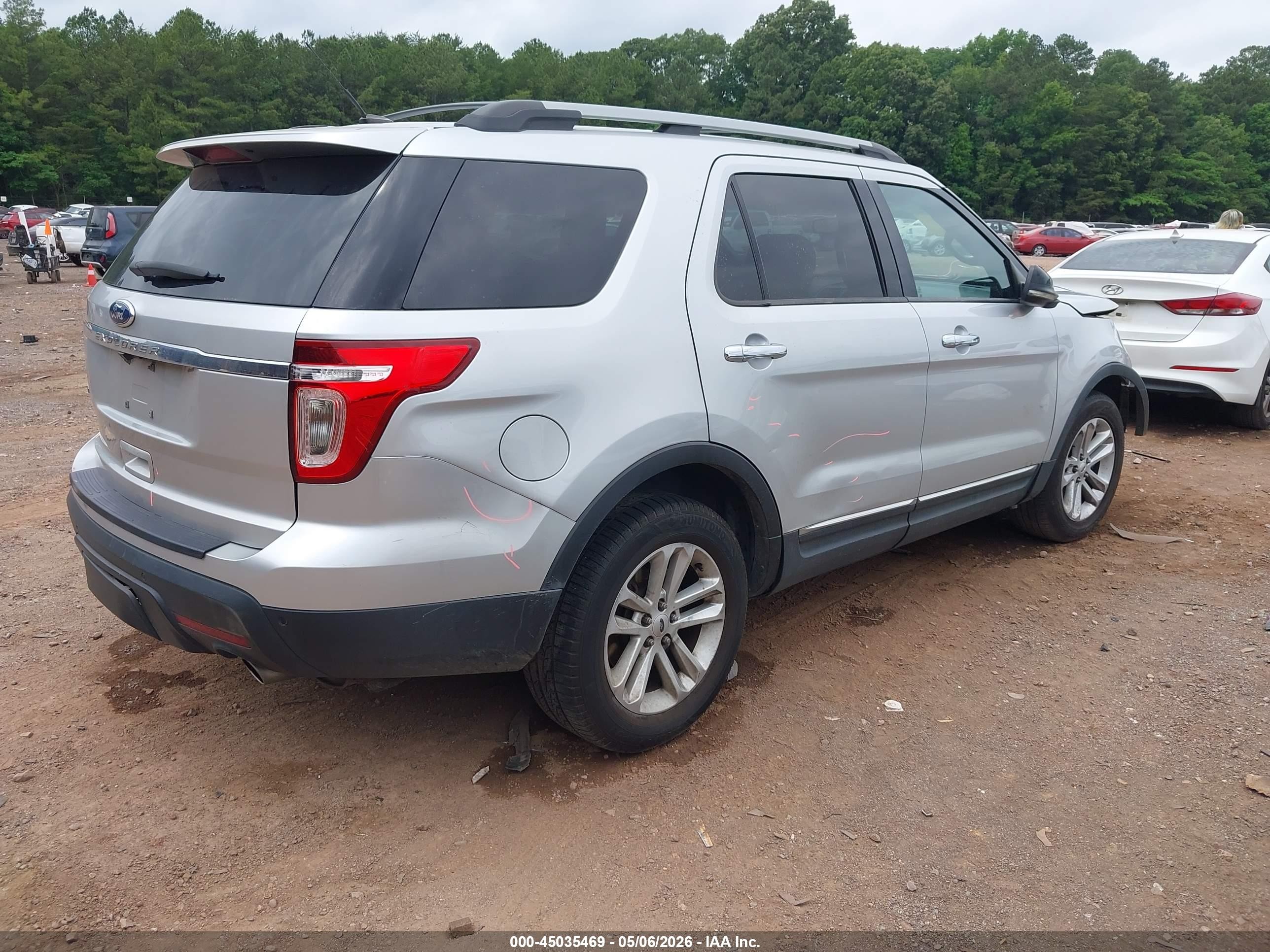 2012 Ford Explorer Xlt Silver vin: 1FMHK7D86CGA54366