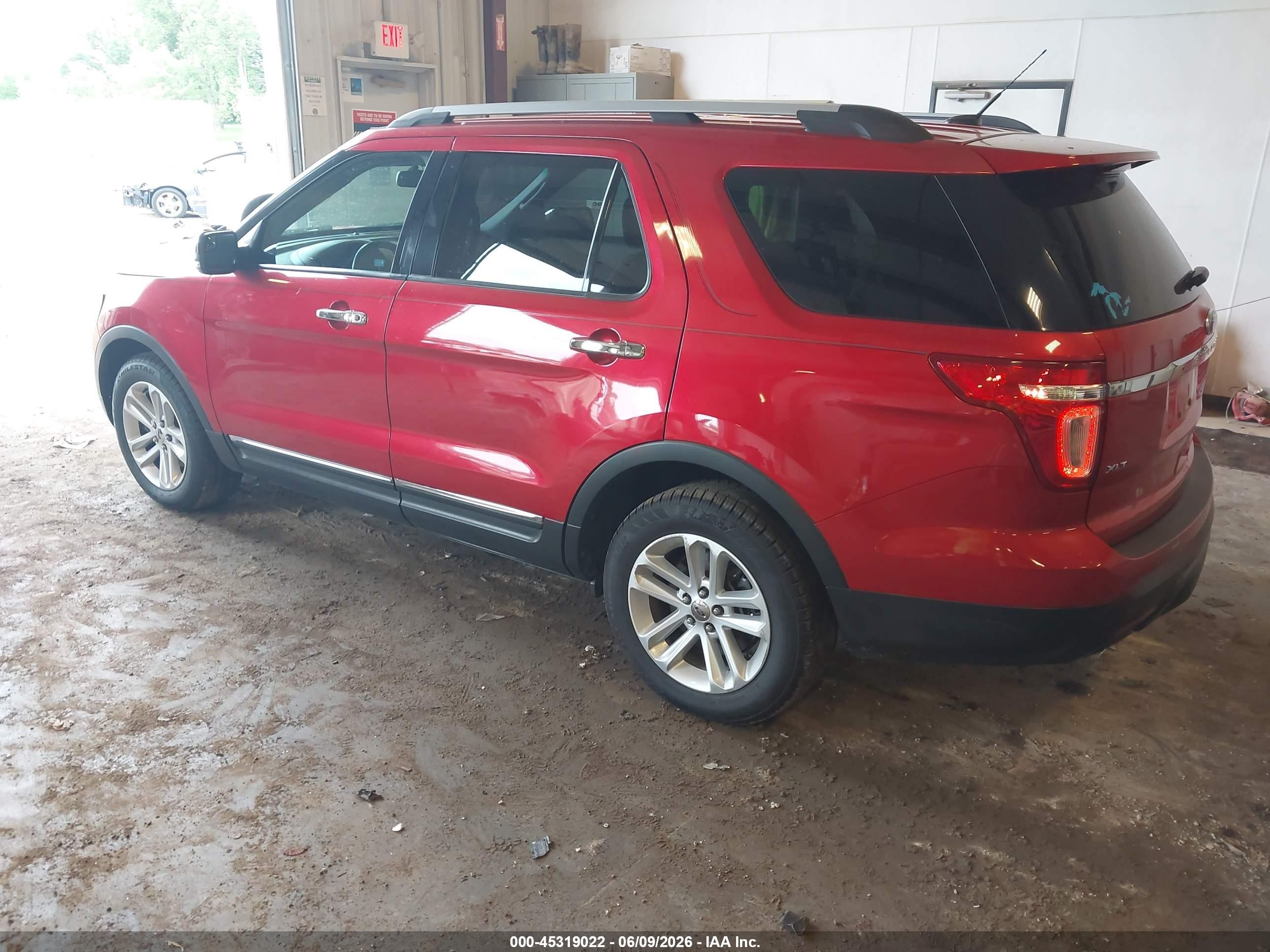 2011 Ford Explorer Xlt Красный vin: 1FMHK7D87BGA49773