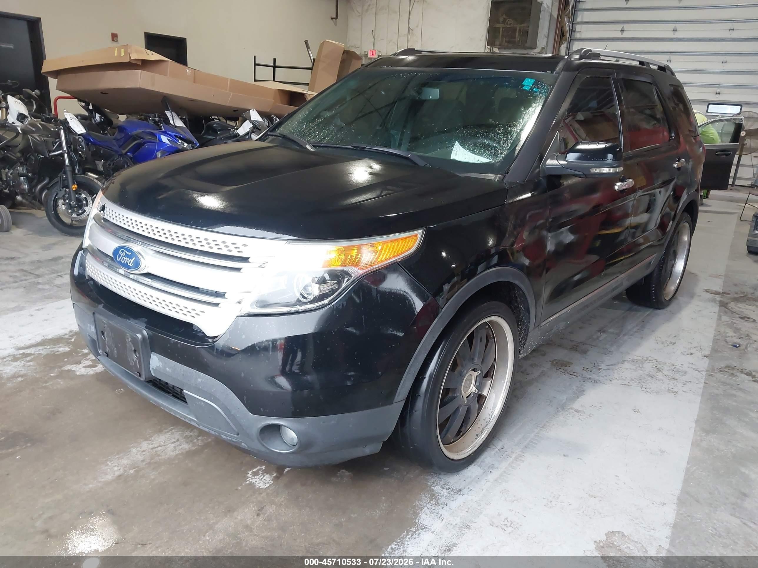 2011 Ford Explorer Xlt Black vin: 1FMHK7D87BGA93742