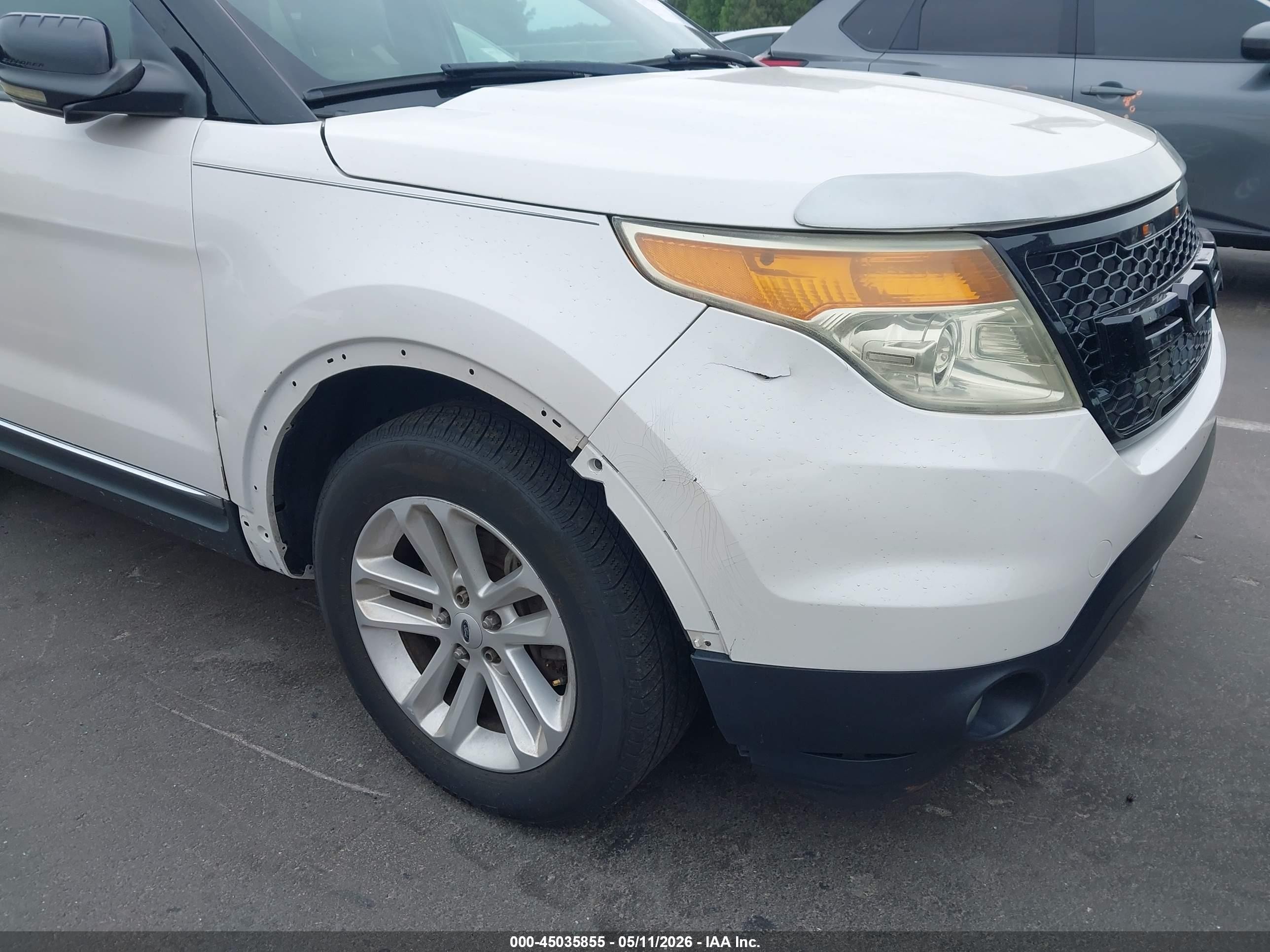2012 Ford Explorer Xlt White vin: 1FMHK7D87CGA15382