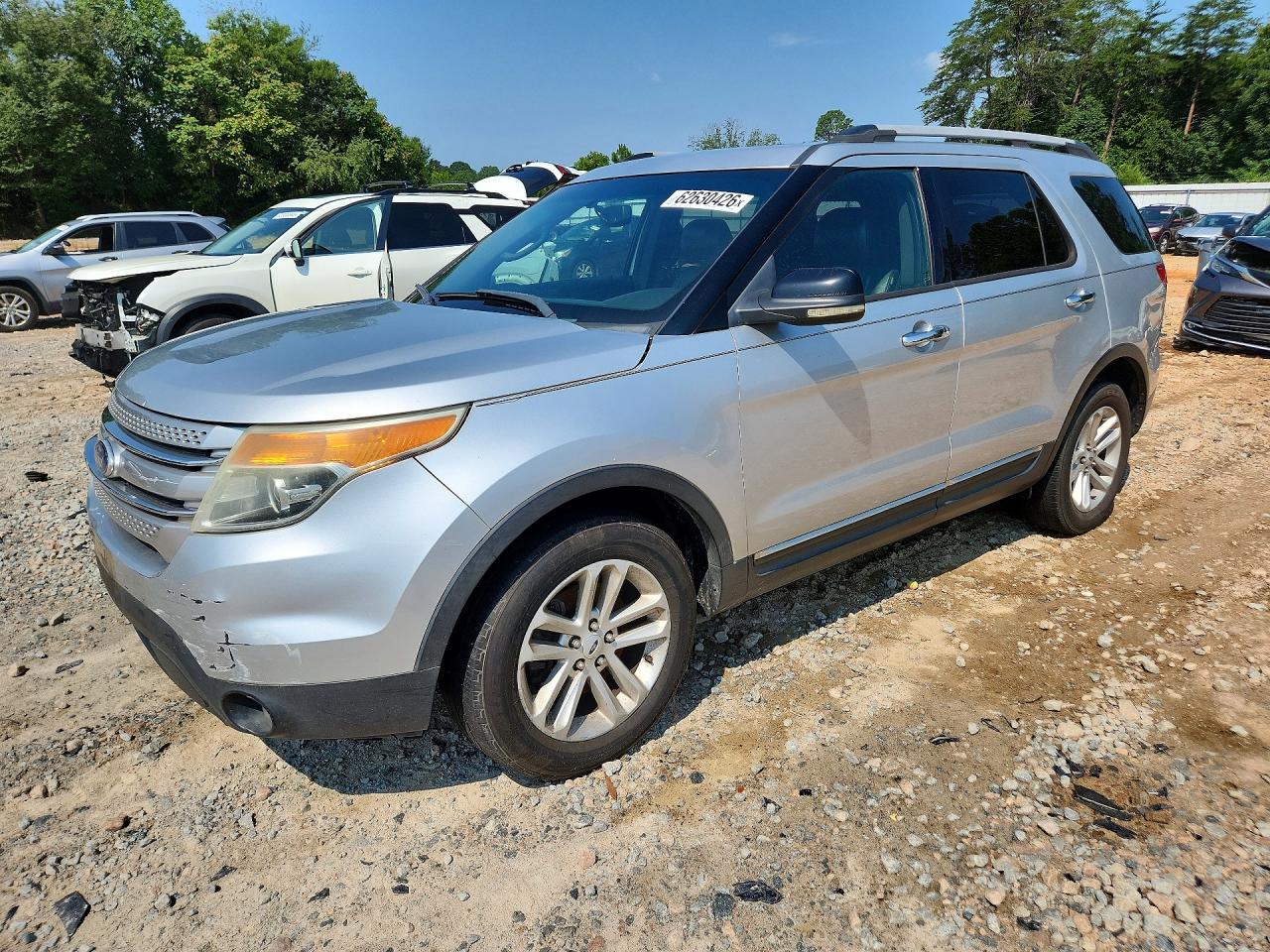 2012 Ford Explorer Xlt Silver vin: 1FMHK7D87CGB03073
