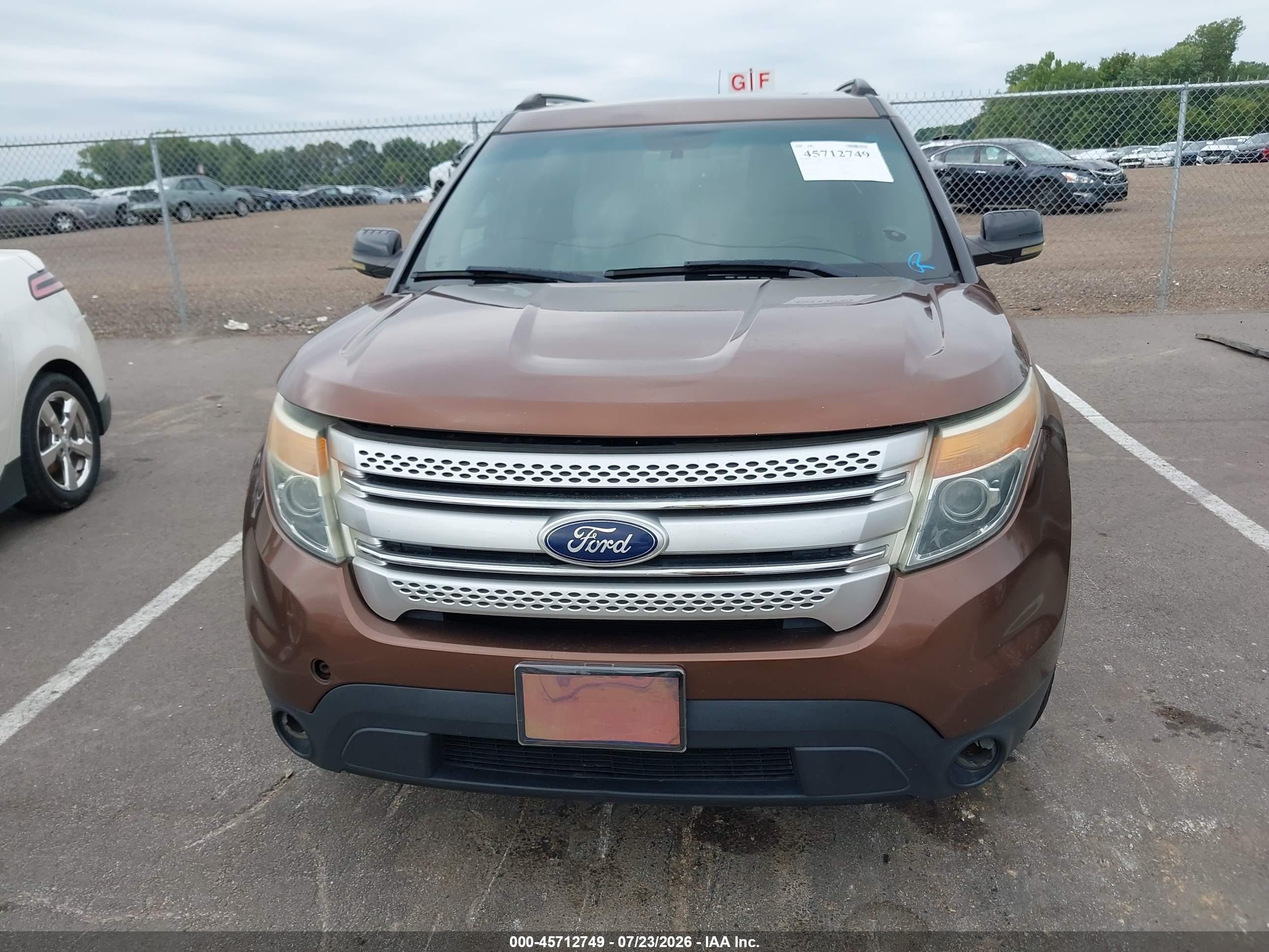 2011 Ford Explorer Xlt Brown vin: 1FMHK7D88BGA02817
