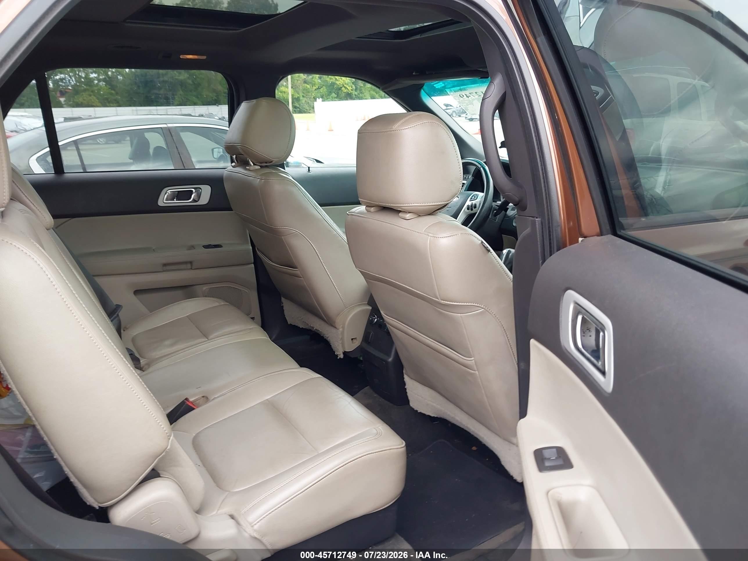 2011 Ford Explorer Xlt Brown vin: 1FMHK7D88BGA02817