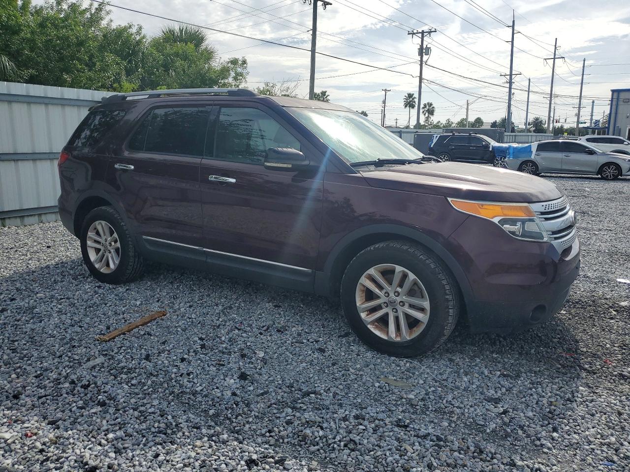 2011 Ford Explorer Xlt Burgundy vin: 1FMHK7D88BGA14112