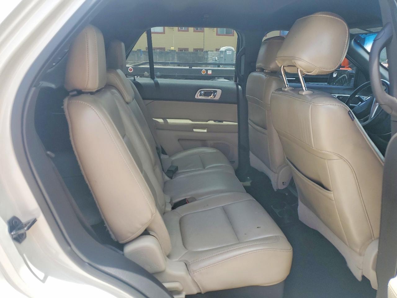 2012 Ford Explorer Xlt White vin: 1FMHK7D88CGA79799