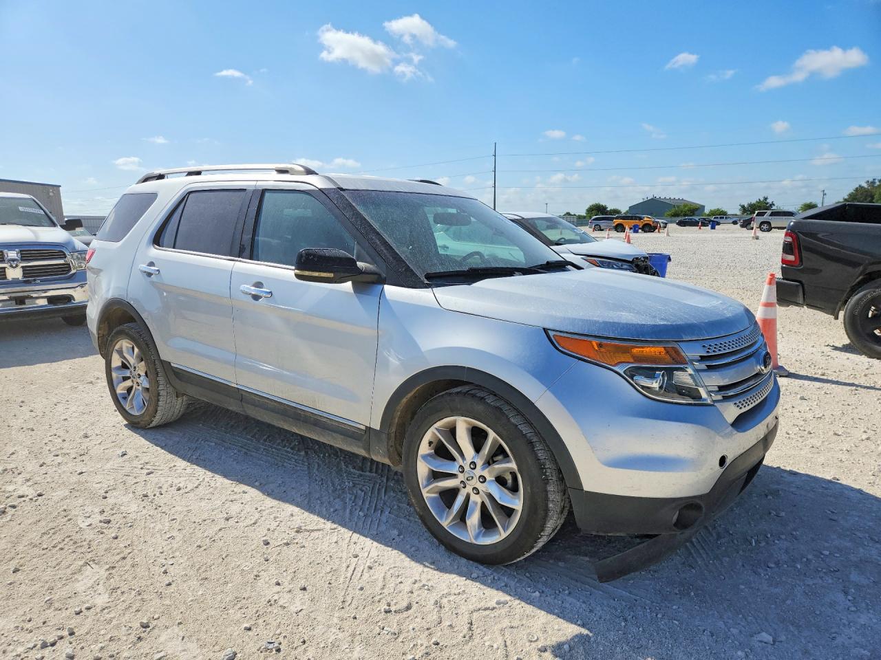 2011 Ford Explorer Xlt Silver vin: 1FMHK7D89BGA42792