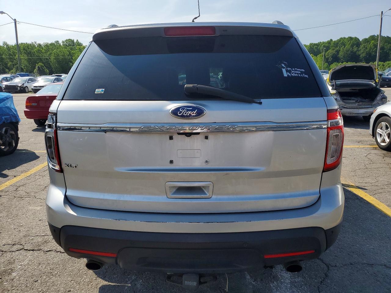 2011 Ford Explorer Xlt Silver vin: 1FMHK7D89BGA57485