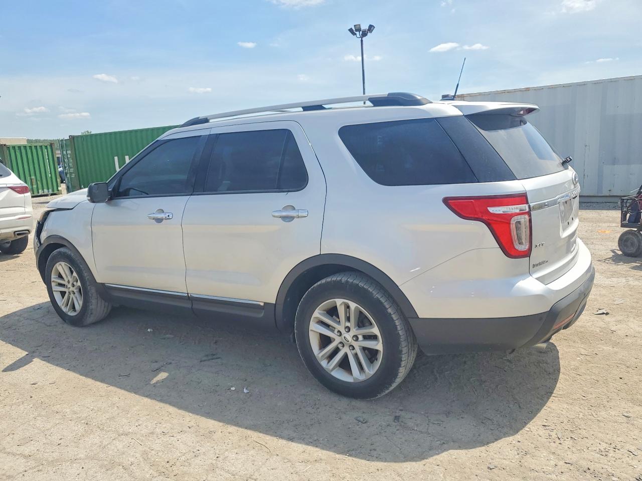 2012 Ford Explorer Xlt Silver vin: 1FMHK7D89CGA39893