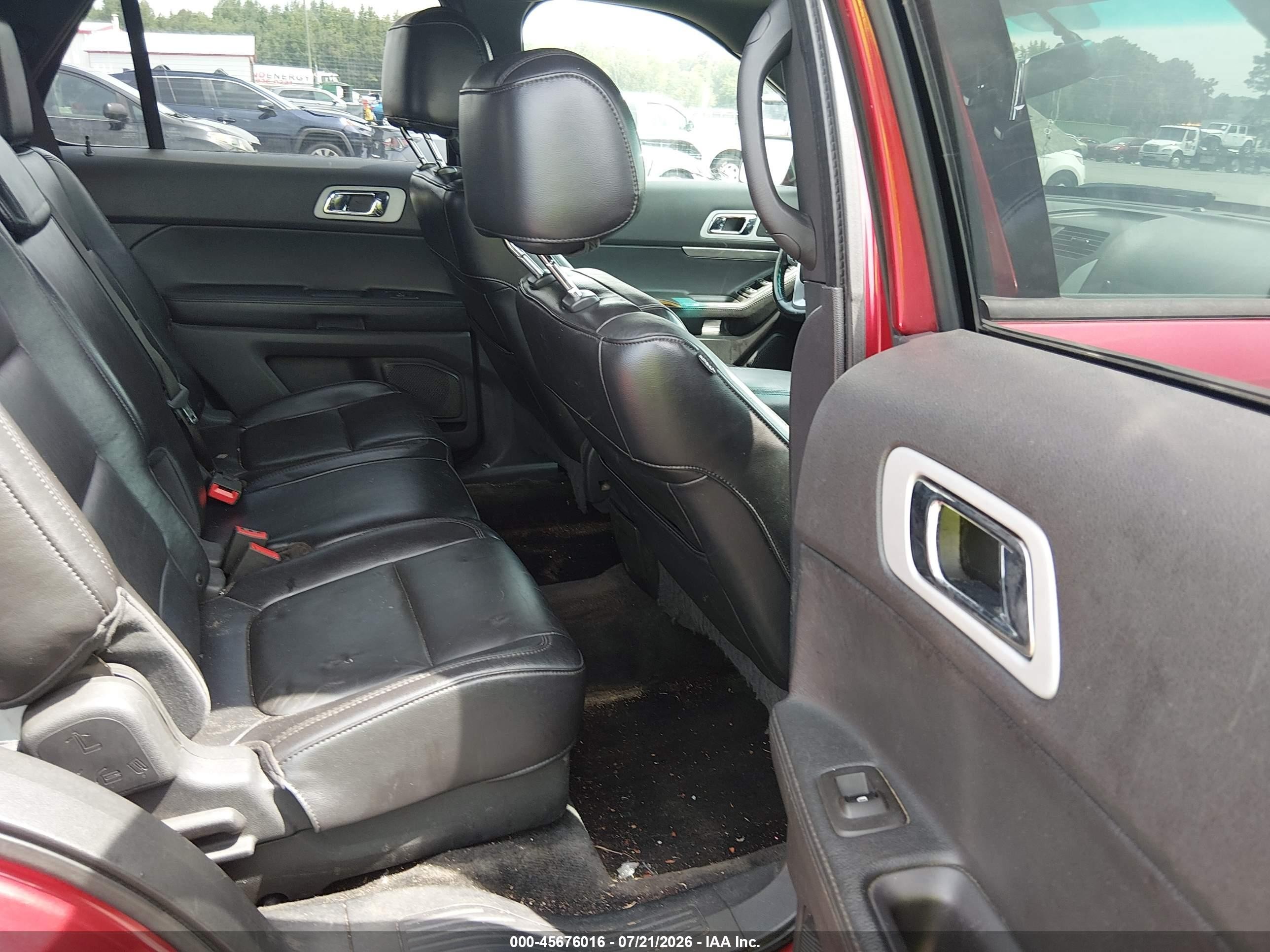 2011 Ford Explorer Xlt Red vin: 1FMHK7D8XBGA32594