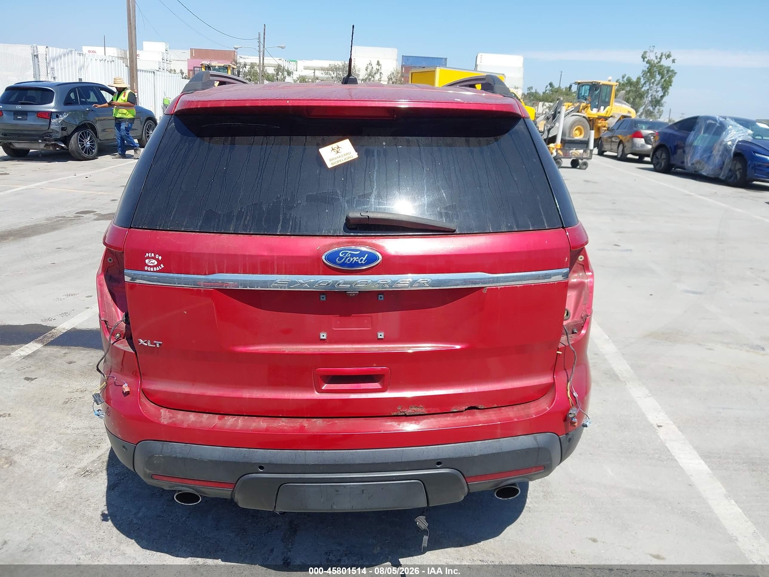 2011 Ford Explorer Xlt Red vin: 1FMHK7D8XBGA56815