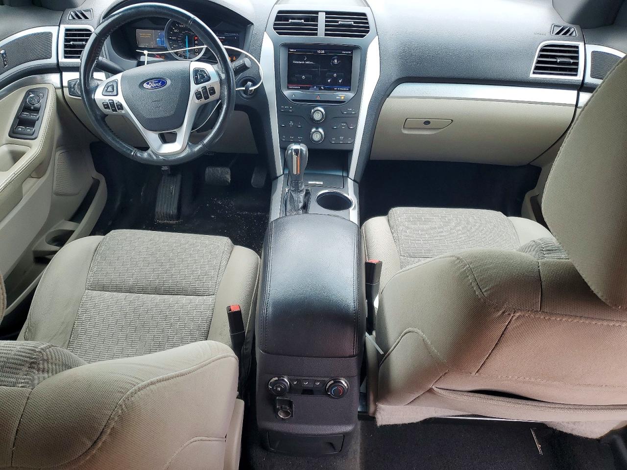 2011 Ford Explorer Xlt White vin: 1FMHK7D8XBGA68429