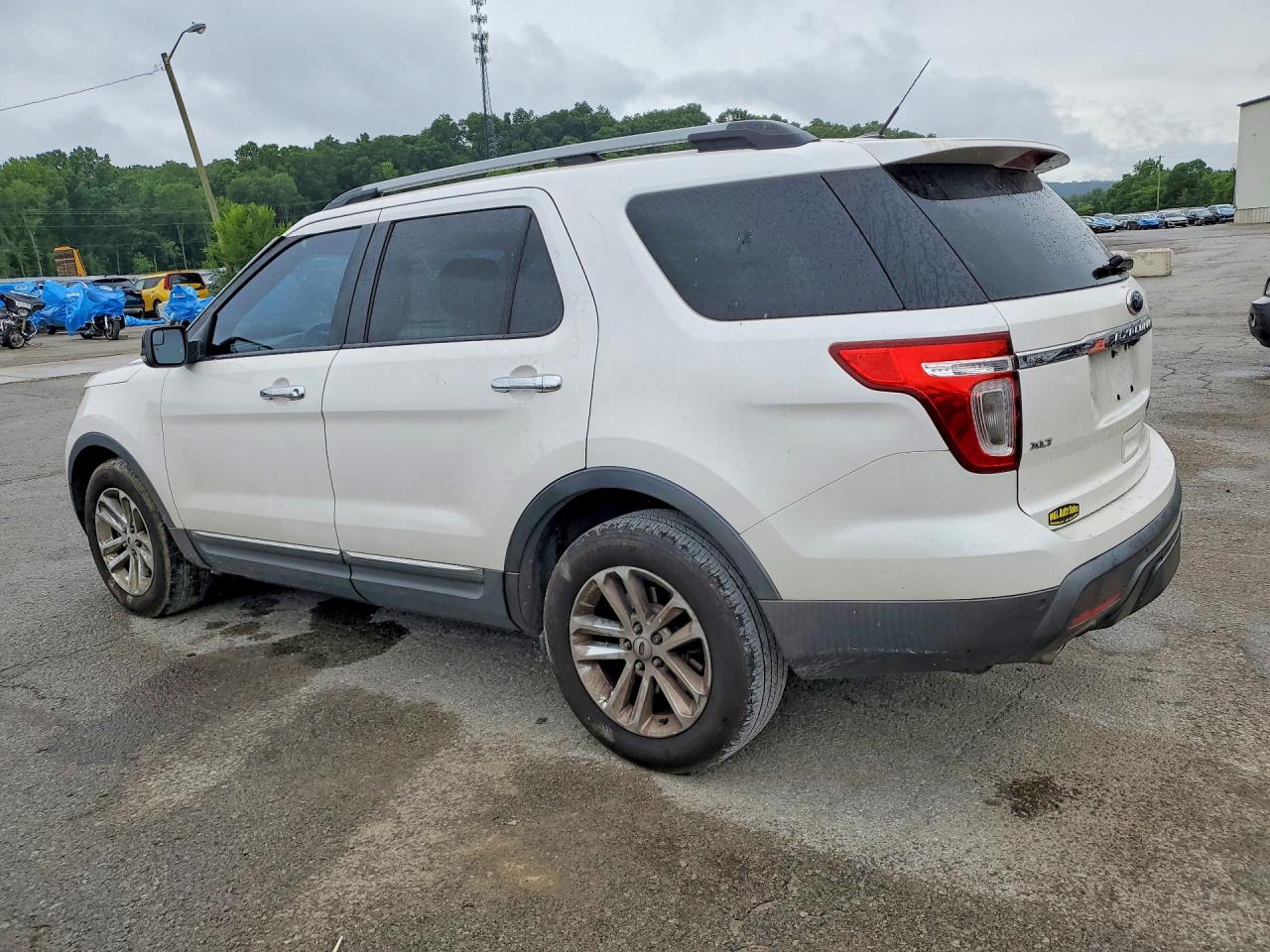 2012 Ford Explorer Xlt White vin: 1FMHK7D8XCGA11973