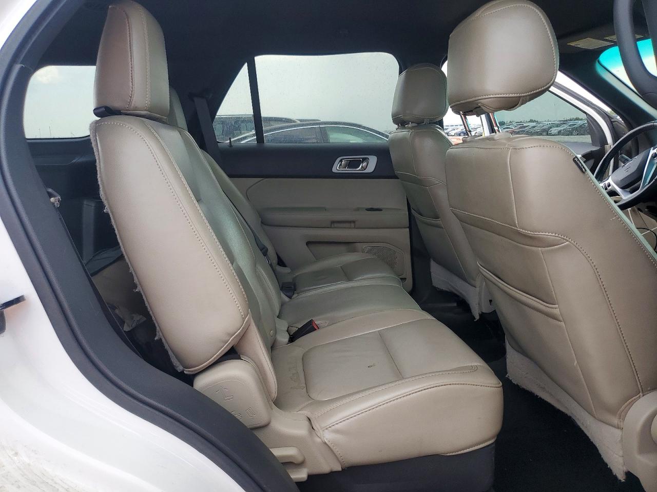 2012 Ford Explorer Xlt White vin: 1FMHK7D8XCGA82512