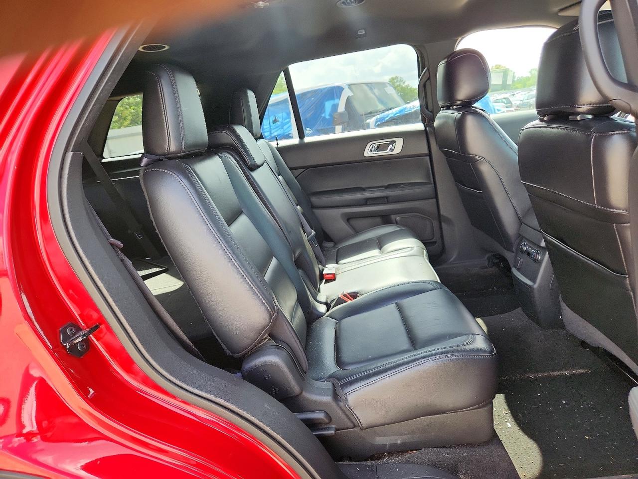2012 Ford Explorer Xlt Red vin: 1FMHK7D93CGA70937