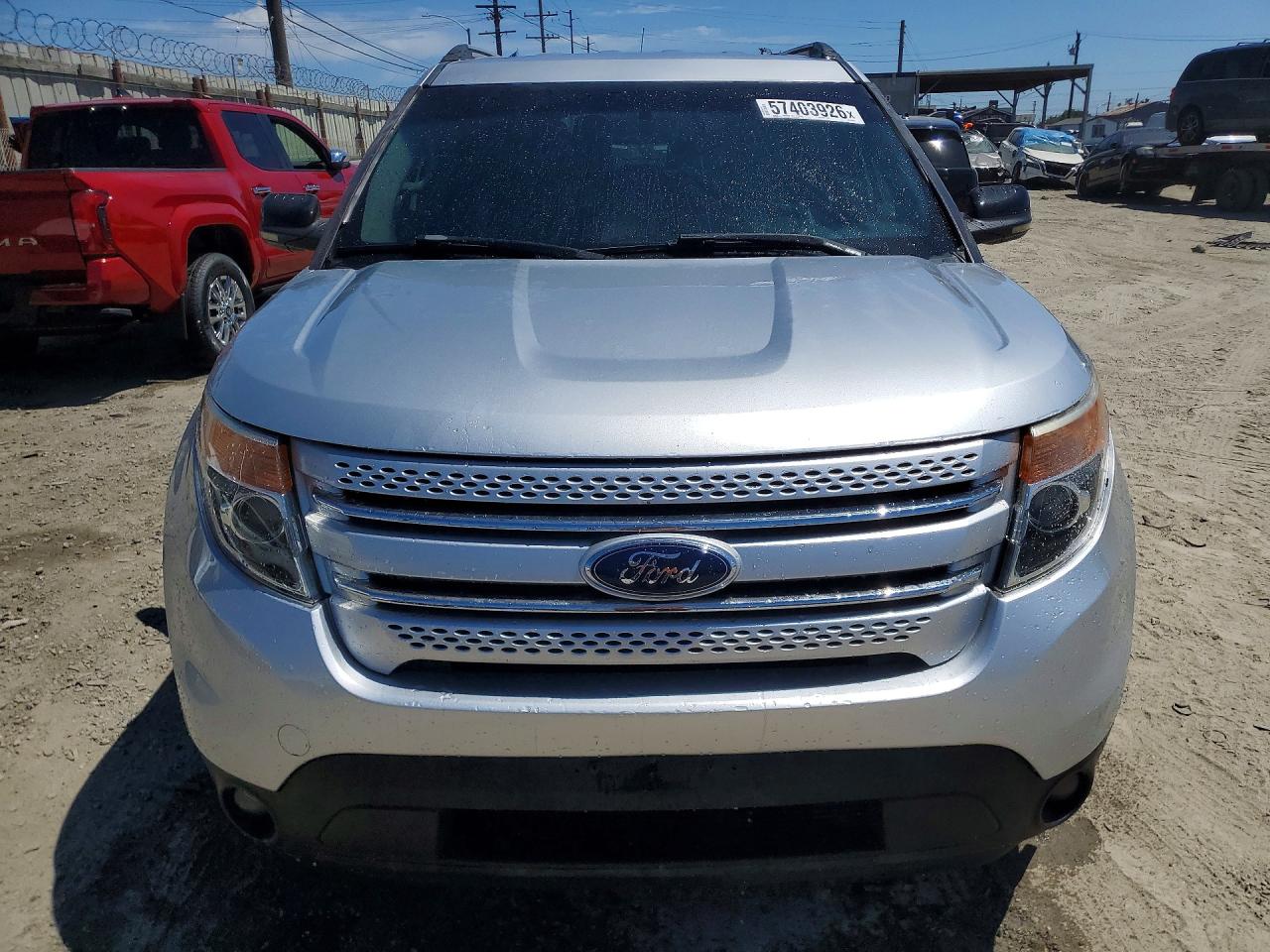 2012 Ford Explorer Xlt Silver vin: 1FMHK7D94CGA00041