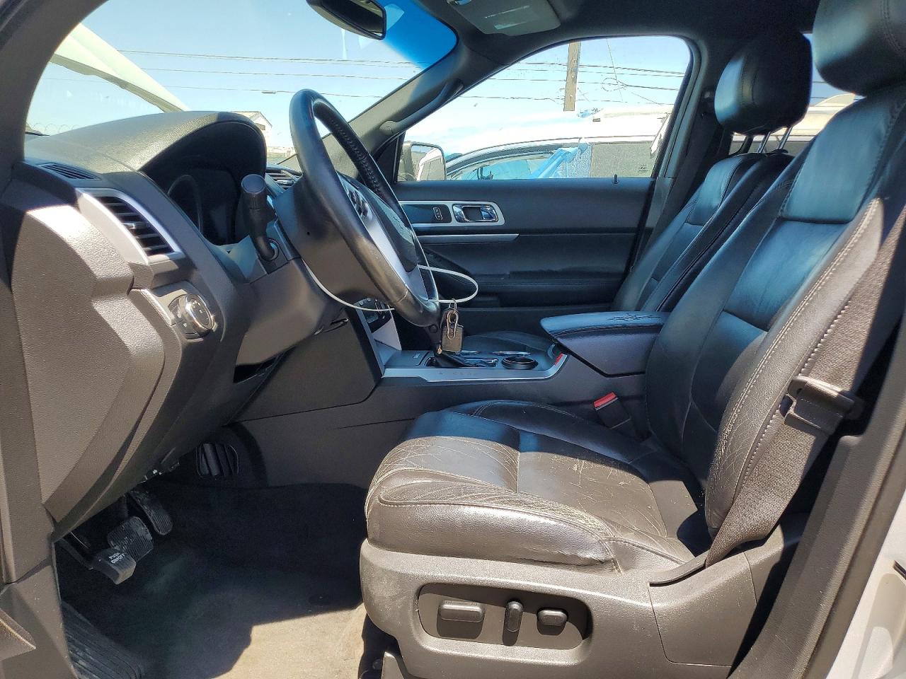 2012 Ford Explorer Xlt Silver vin: 1FMHK7D94CGA00041