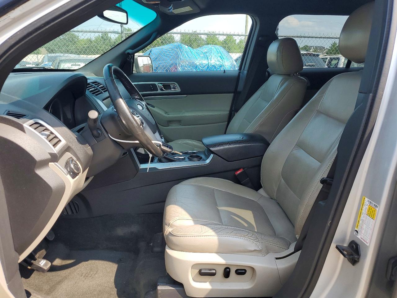 2012 Ford Explorer Xlt Серебряный vin: 1FMHK7D94CGA00931