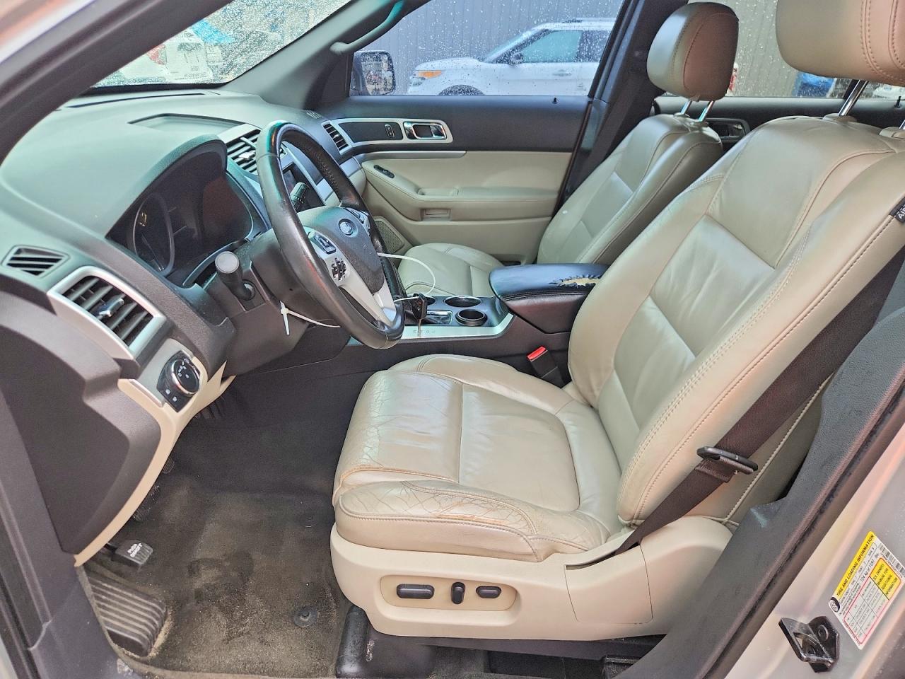 2012 Ford Explorer Xlt Silver vin: 1FMHK7D94CGA15719