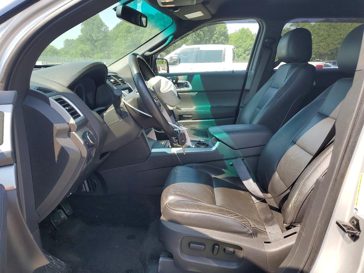 2012 Ford Explorer Xlt Silver vin: 1FMHK7D98CGA42955