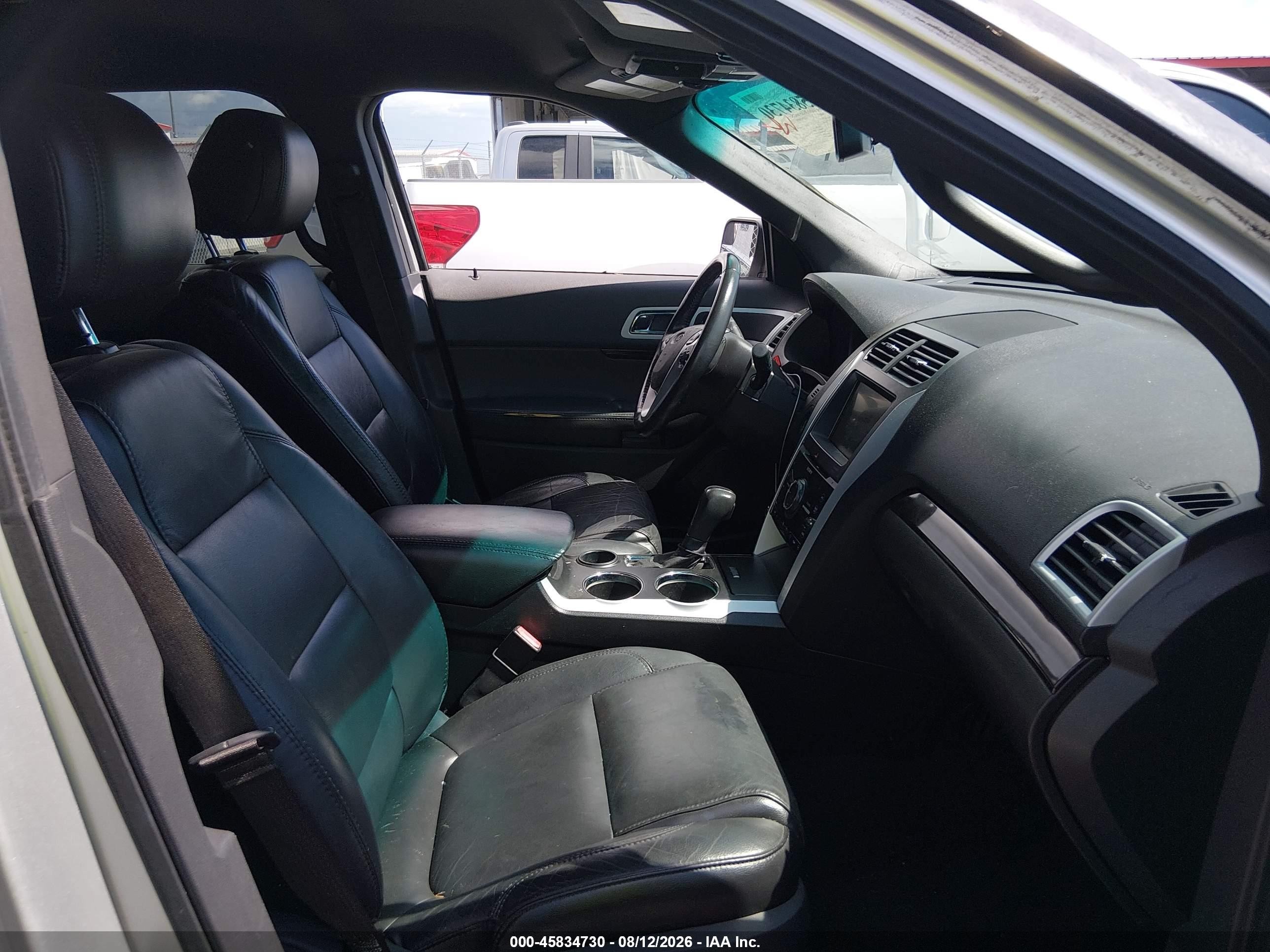2011 Ford Explorer Limited Серебряный vin: 1FMHK7F84BGA32989