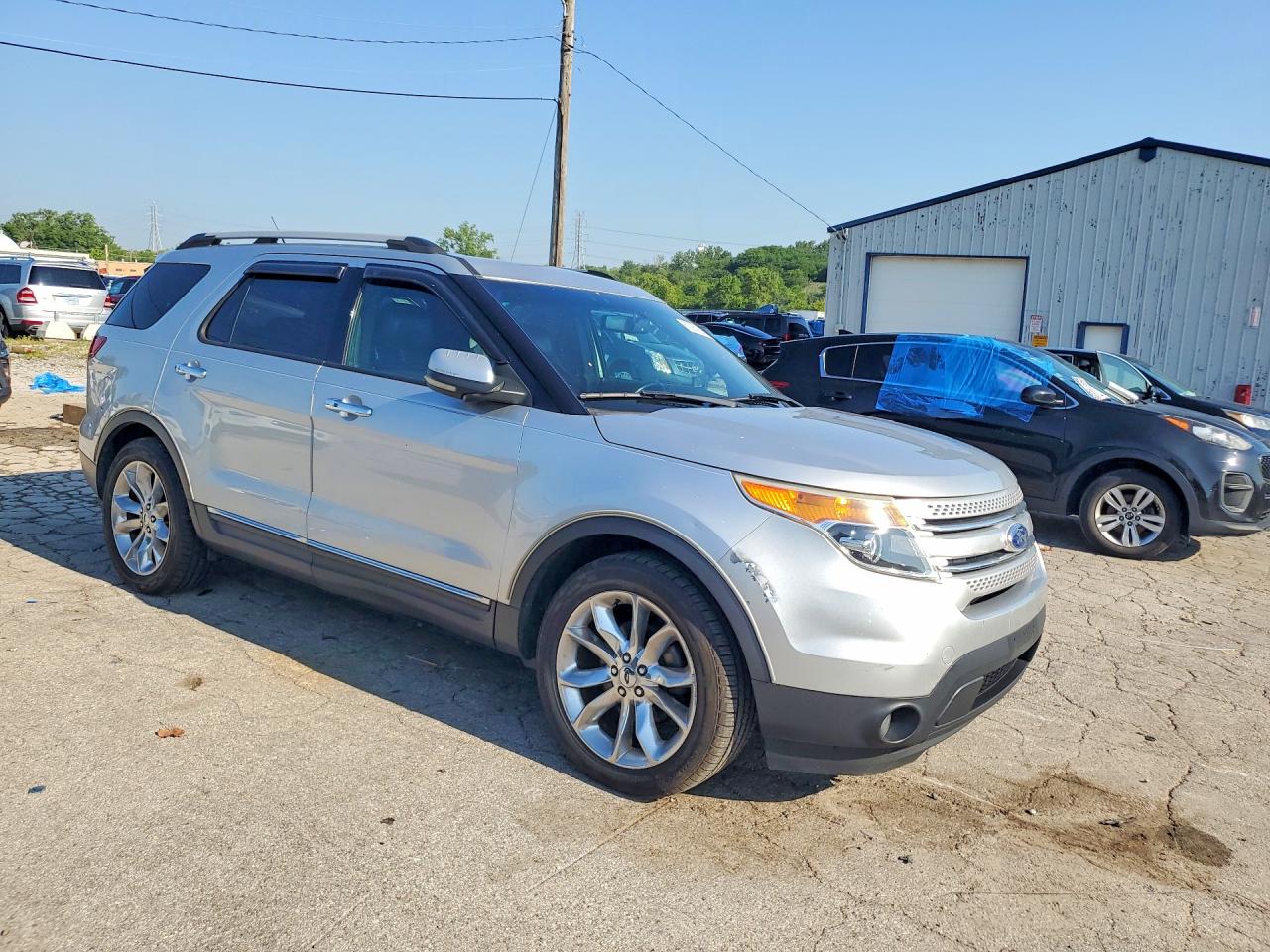 2011 Ford Explorer Limited Silver vin: 1FMHK7F84BGA75602