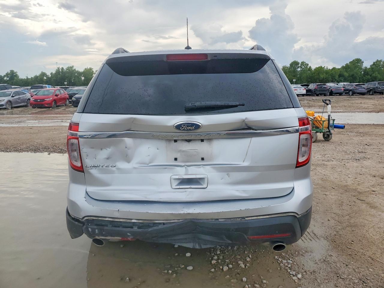 2012 Ford Explorer Limited Серебряный vin: 1FMHK7F84CGA04448