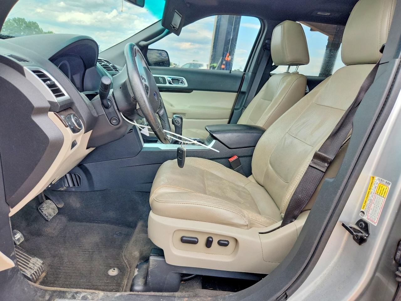 2011 Ford Explorer Limited Серебряный vin: 1FMHK7F85BGA86169