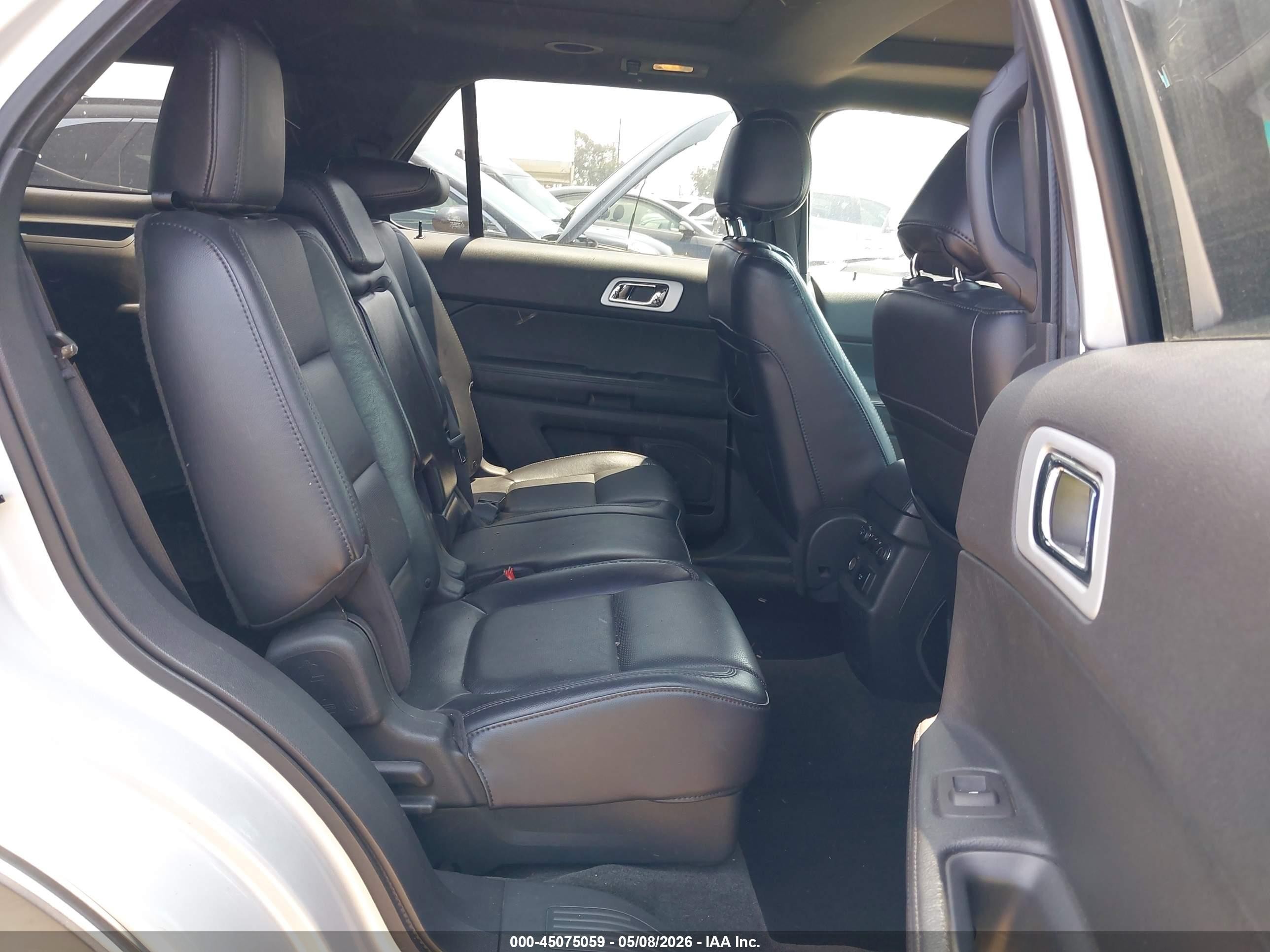 2011 Ford Explorer Limited Silver vin: 1FMHK7F85BGA87693