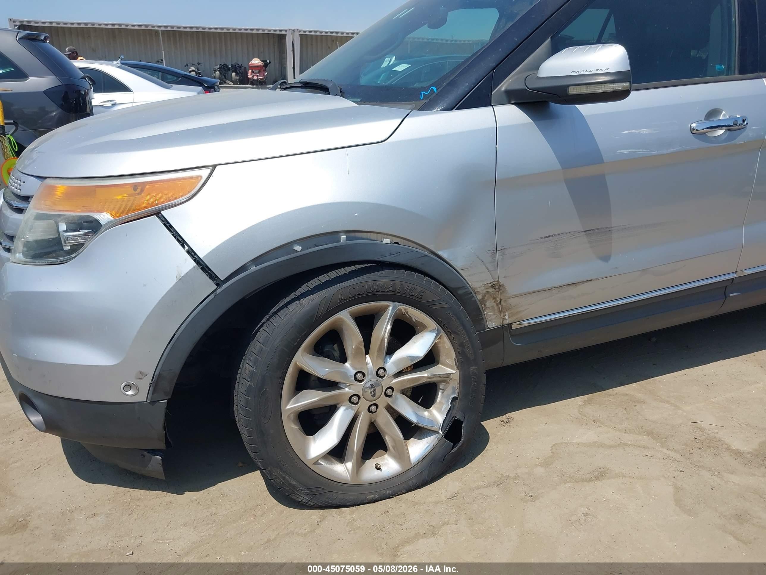 2011 Ford Explorer Limited Silver vin: 1FMHK7F85BGA87693