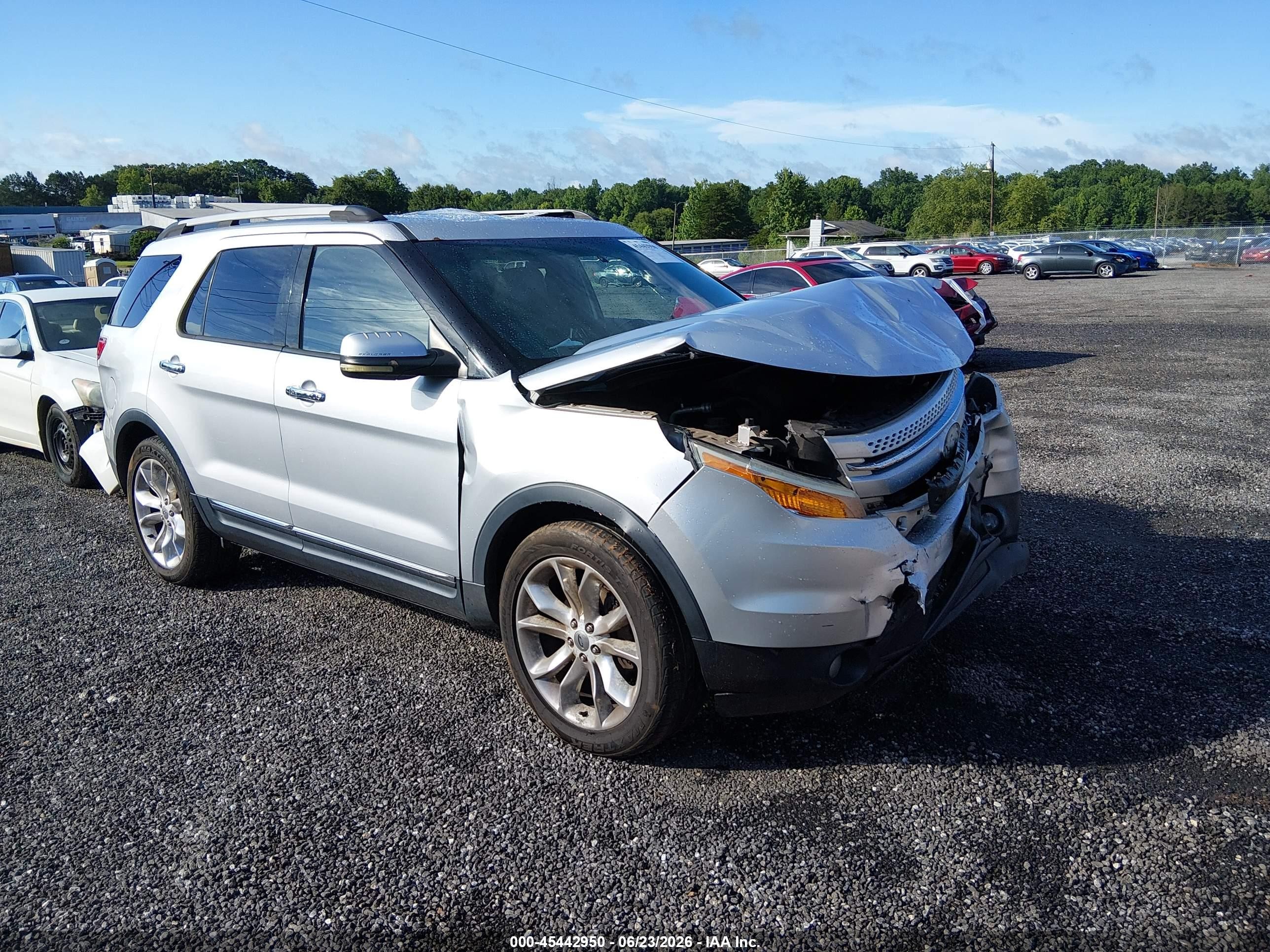 2011 Ford Explorer Limited Silver vin: 1FMHK7F86BGA45484