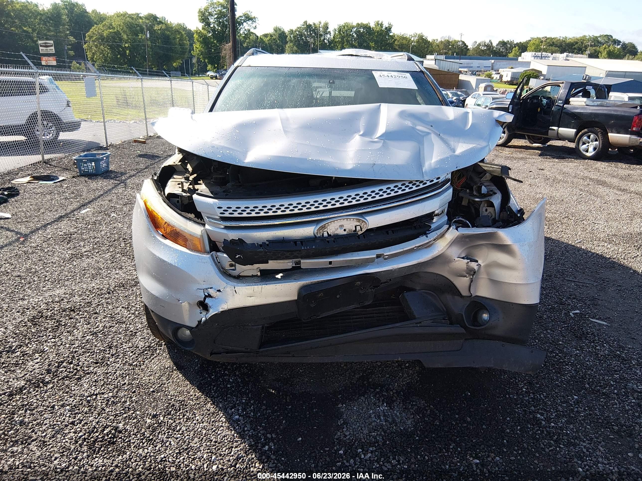 2011 Ford Explorer Limited Silver vin: 1FMHK7F86BGA45484
