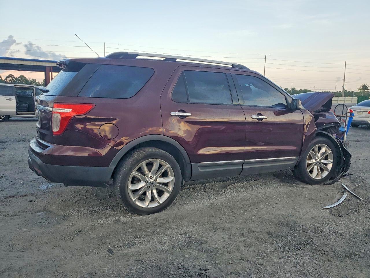 2011 Ford Explorer Limited Burgundy vin: 1FMHK7F87BGA41394