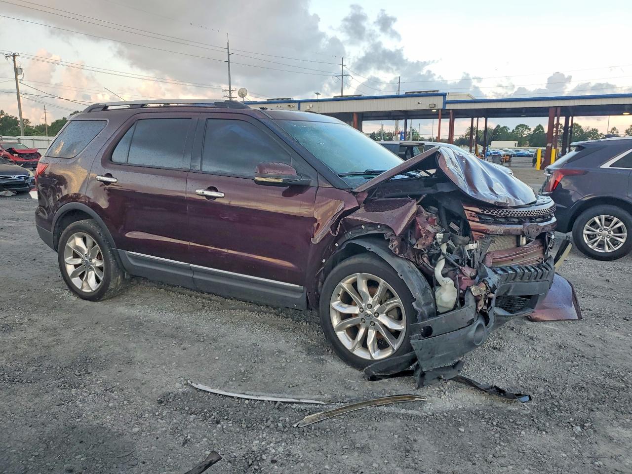 2011 Ford Explorer Limited Burgundy vin: 1FMHK7F87BGA41394