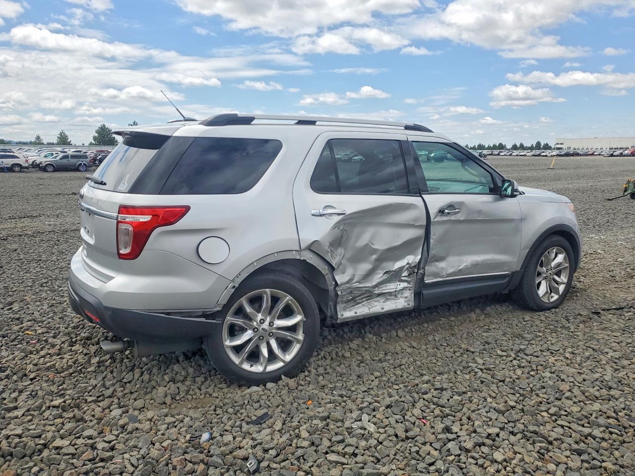 2012 Ford Explorer Limited Silver vin: 1FMHK7F87CGA32017