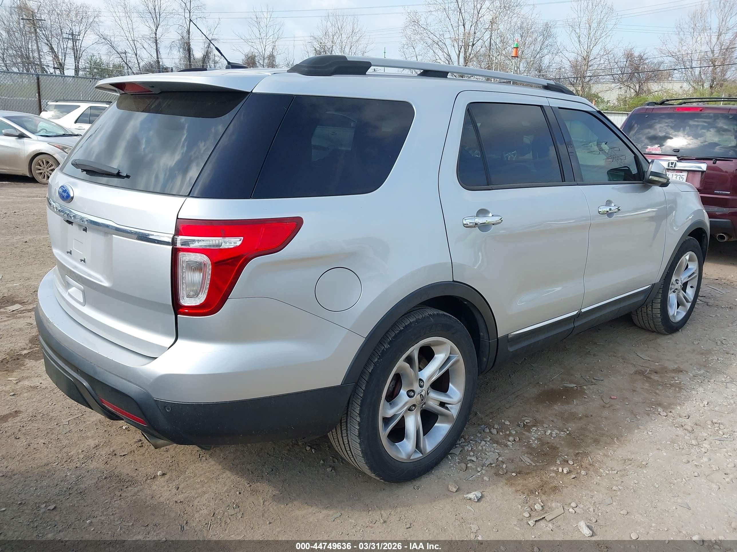 2011 Ford Explorer Limited Silver vin: 1FMHK7F89BGA48282