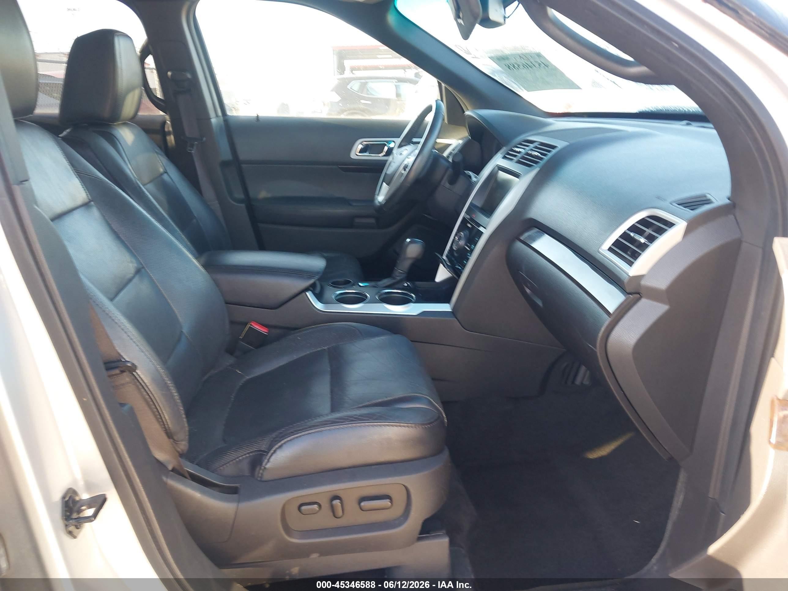 2012 Ford Explorer Limited Silver vin: 1FMHK7F89CGA98732