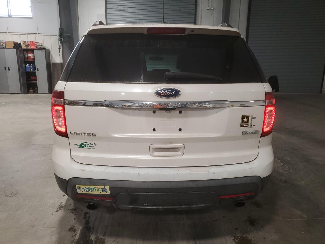 2012 Ford Explorer Limited White vin: 1FMHK7F96CGA03763 Damage: Rear Bumper/Cover, Scraped, > 12 Inches
