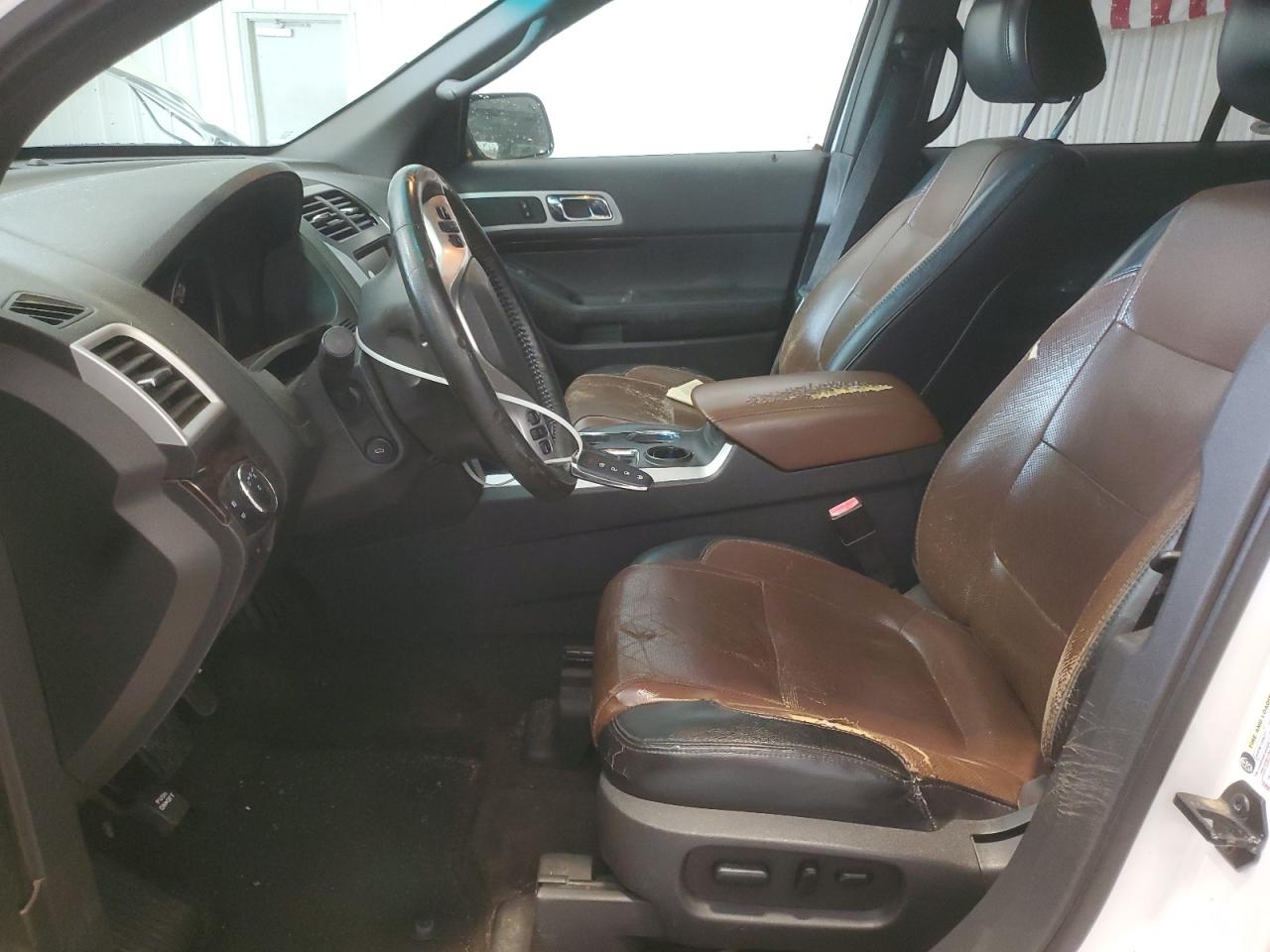 2012 Ford Explorer Limited White vin: 1FMHK7F96CGA03763 Damage: Left Front Seat Cushion, Torn, 7 To 8 Inches