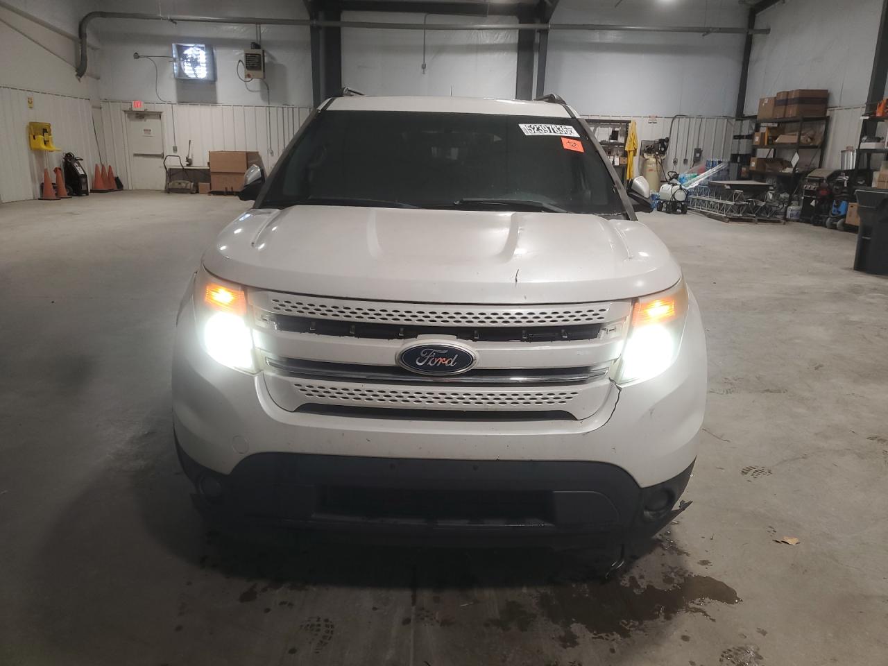 2012 Ford Explorer Limited White vin: 1FMHK7F96CGA03763 Damage: Grille, Broken, Replacement Required