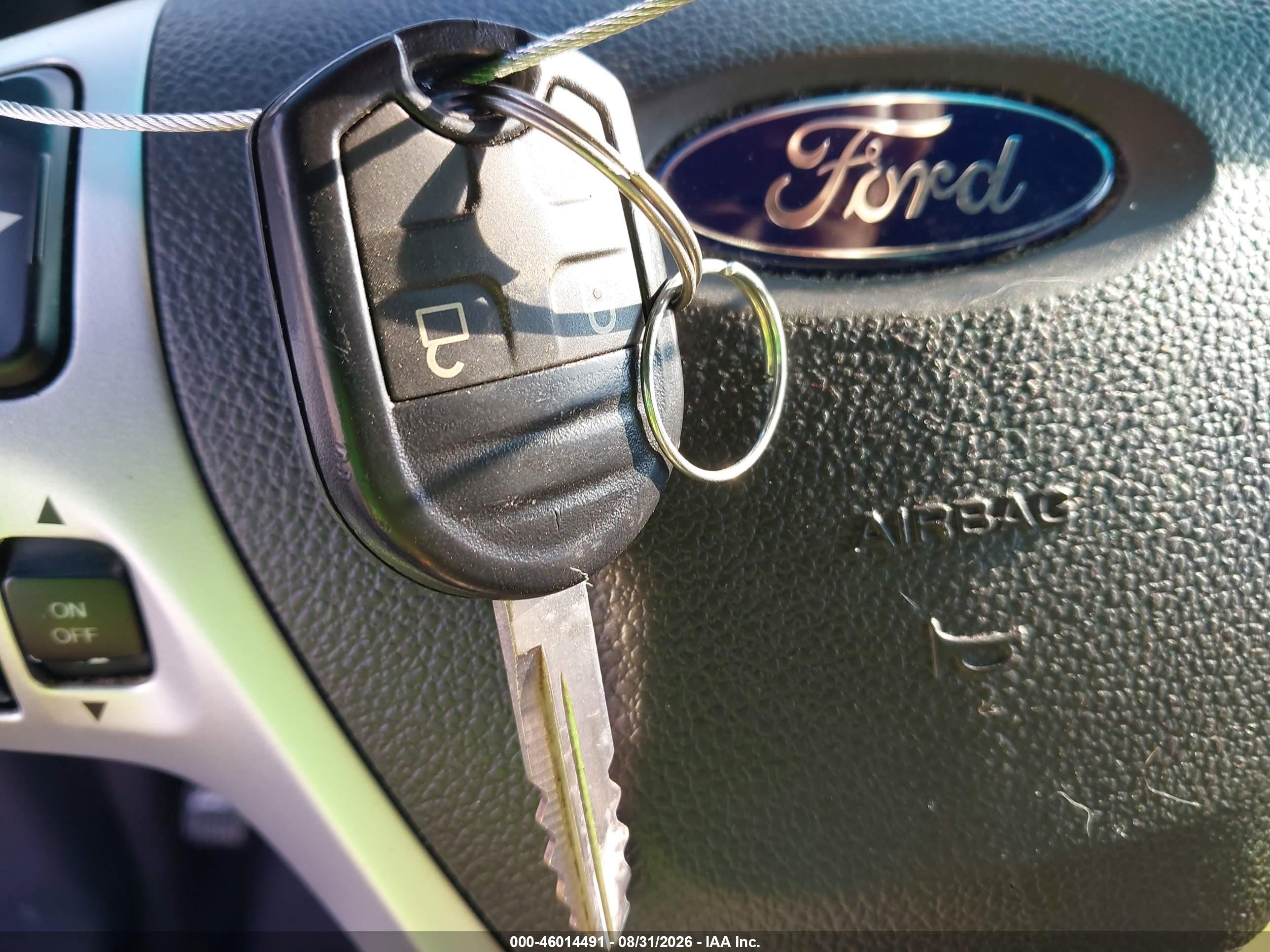 2012 Ford Explorer   Blue vin: 1FMHK8B80CGA63444