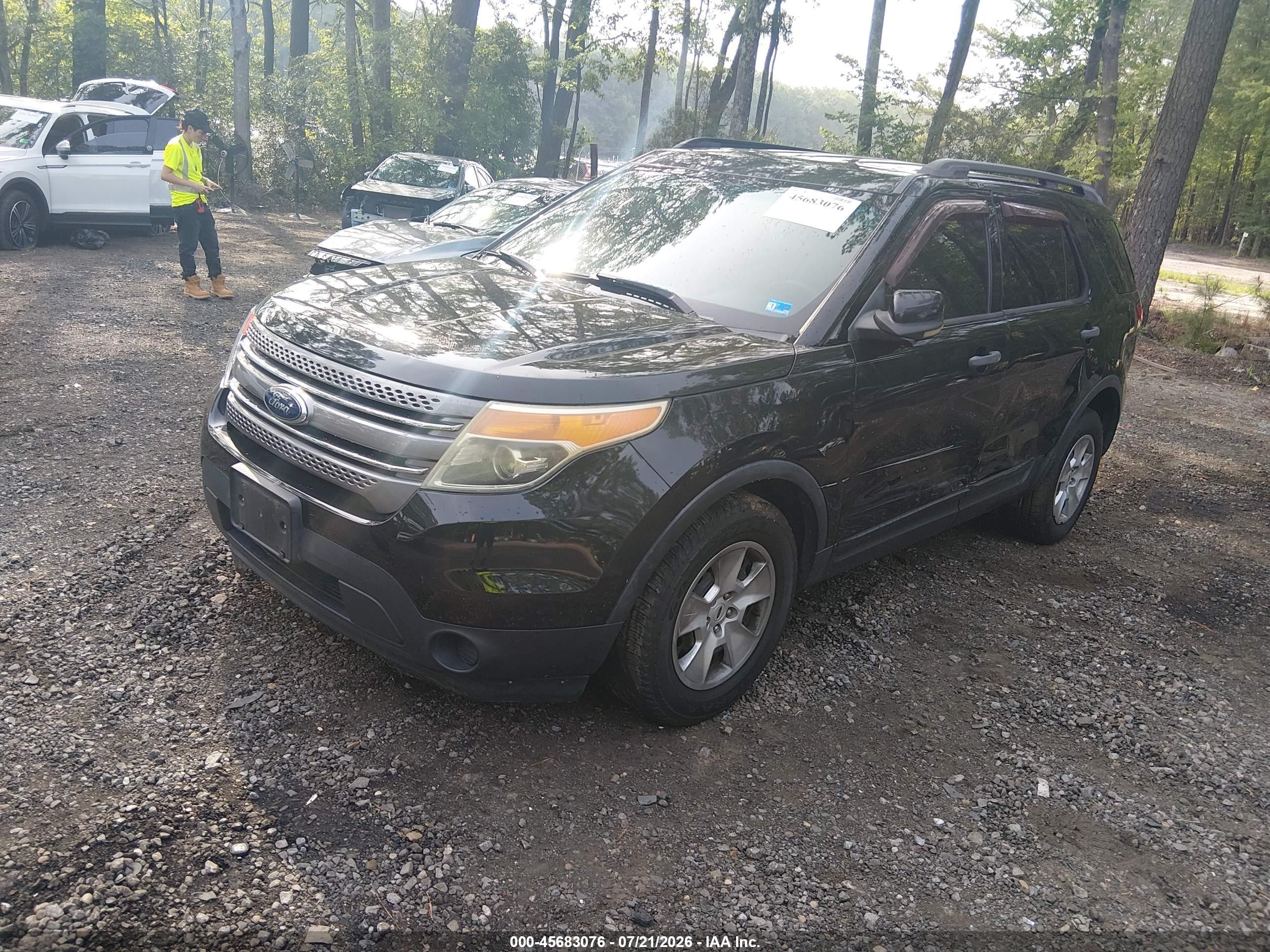 2011 Ford Explorer   Black vin: 1FMHK8B82BGA43842