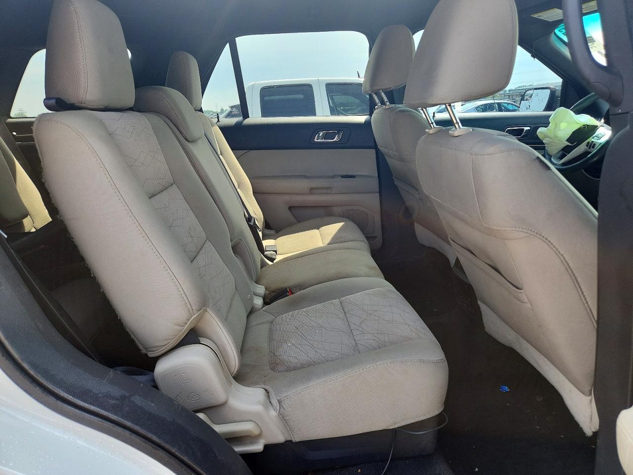 2011 Ford Explorer White vin: 1FMHK8B82BGA53934