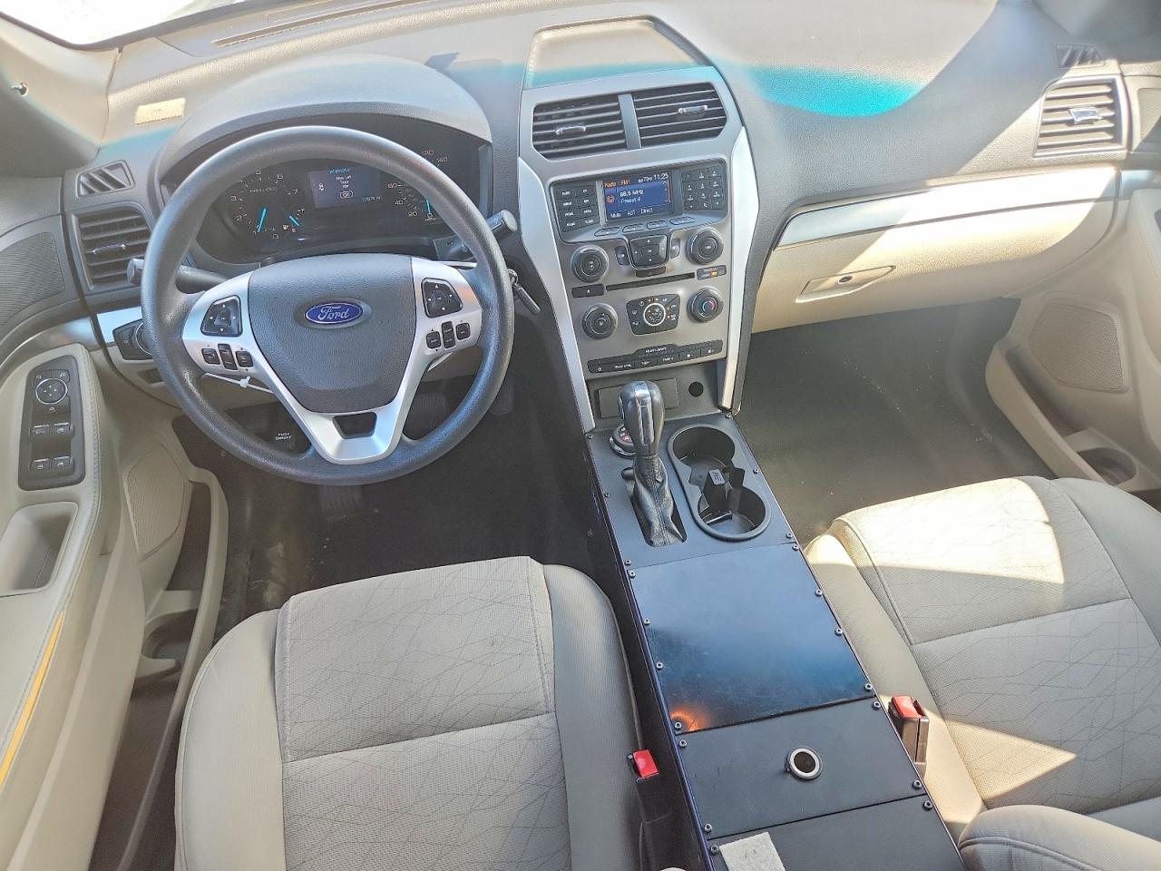 2011 Ford Explorer White vin: 1FMHK8B82BGA54128