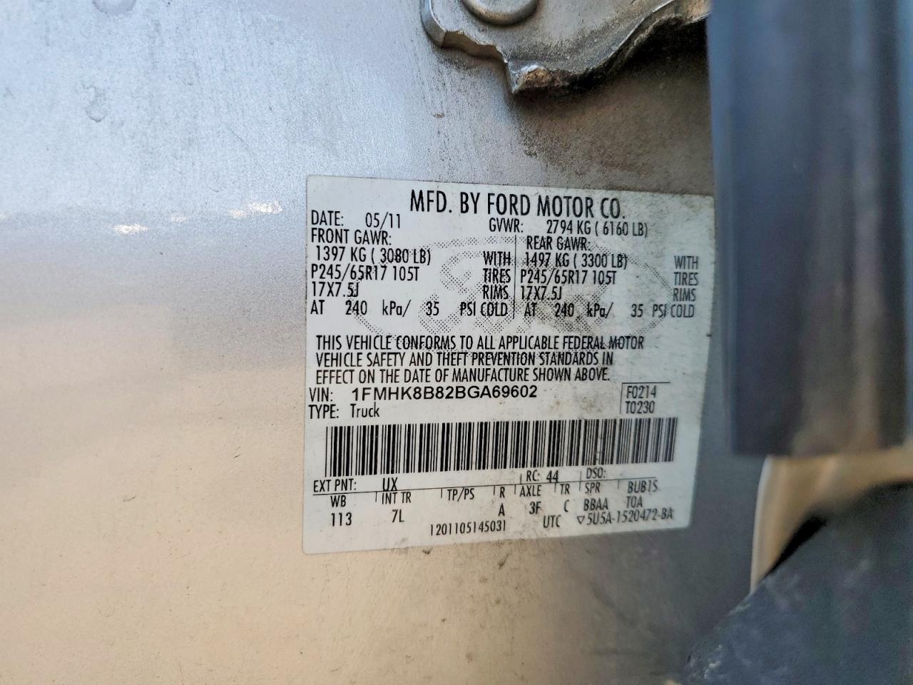 2011 Ford Explorer Silver vin: 1FMHK8B82BGA69602