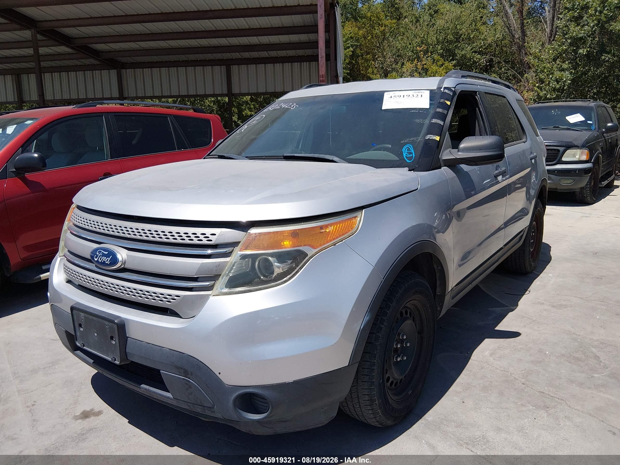2011 Ford Explorer   Gray vin: 1FMHK8B82BGA73777
