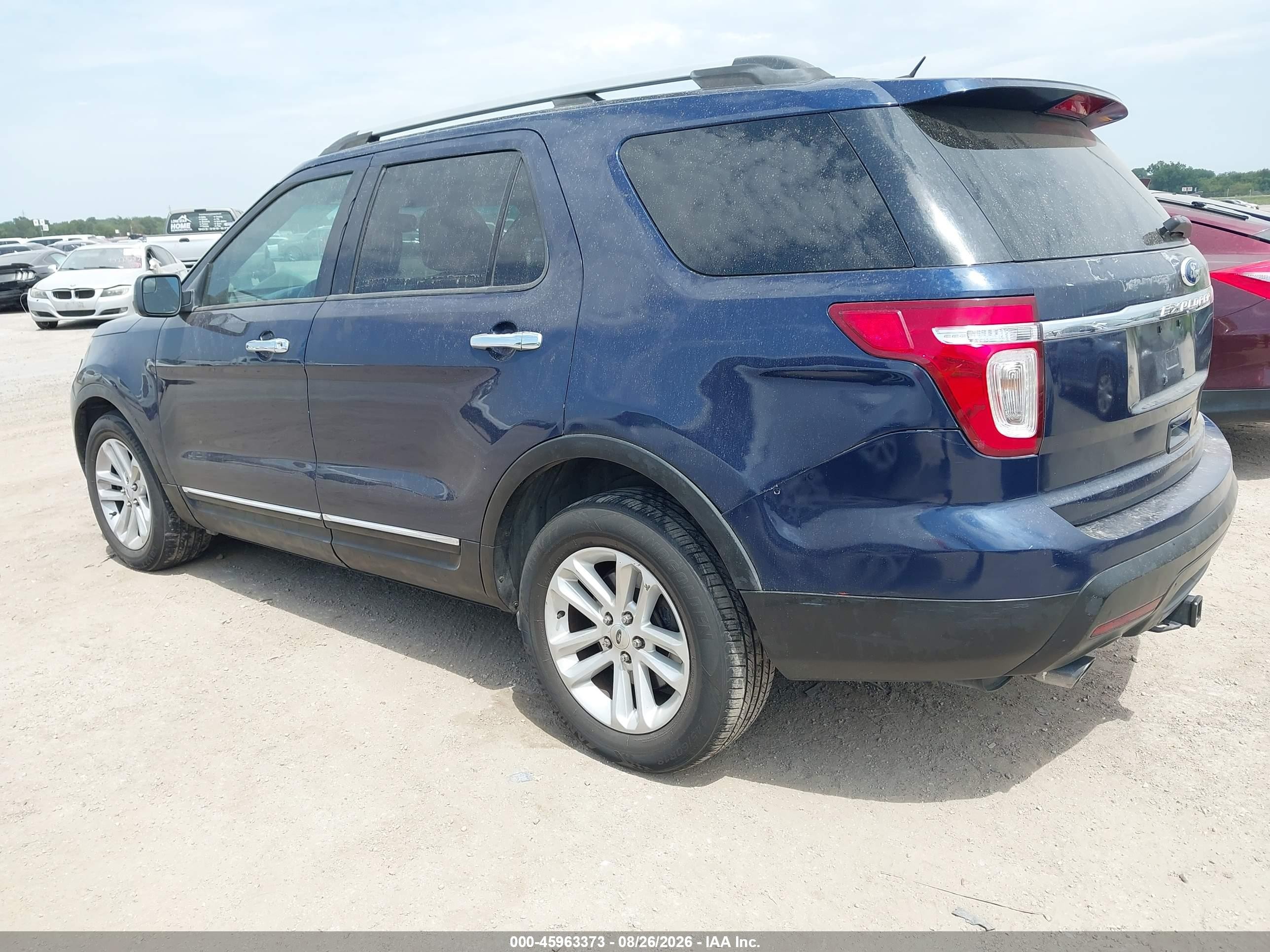 2012 Ford Explorer   Blue vin: 1FMHK8B82CGA27447