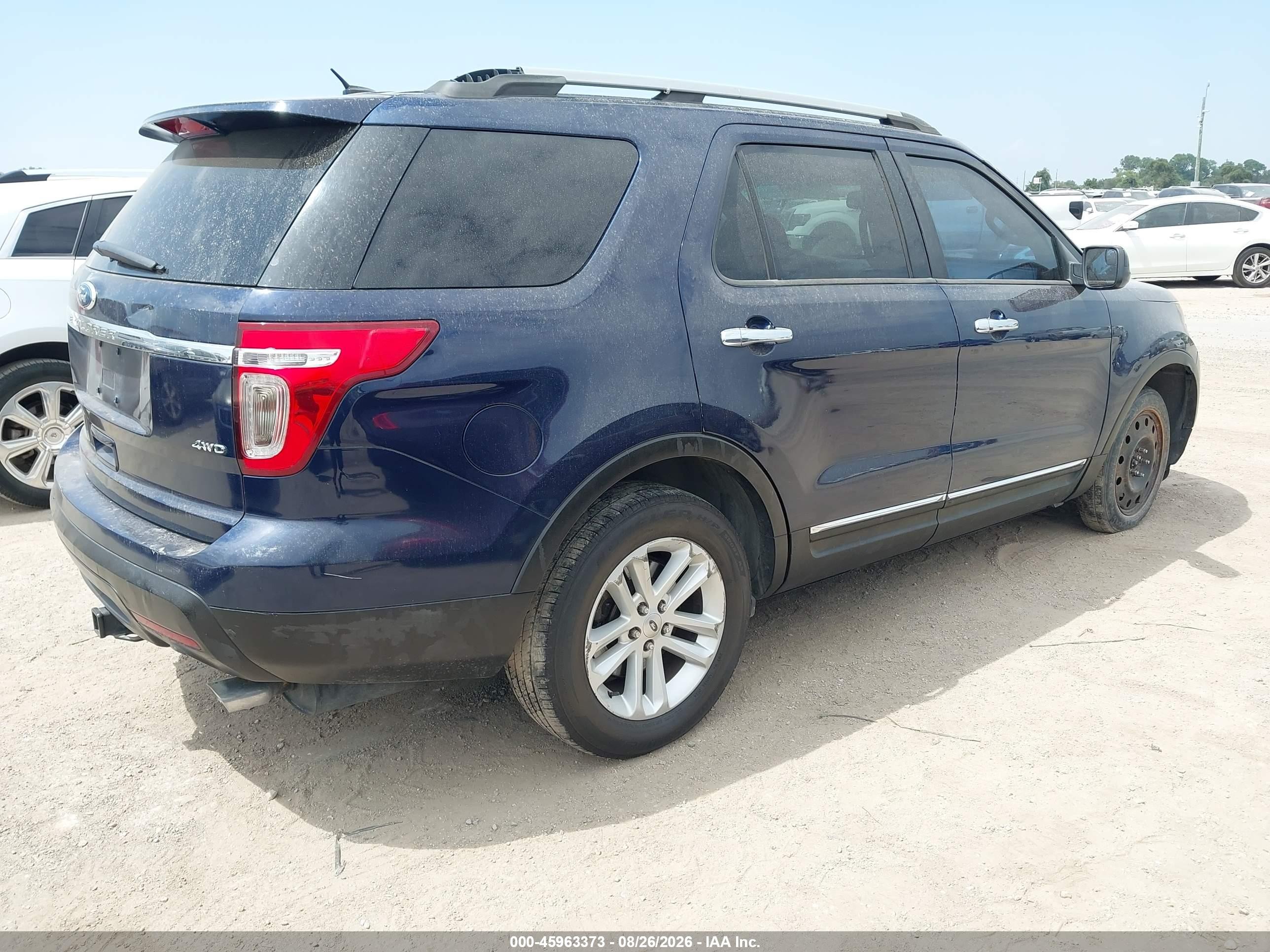2012 Ford Explorer   Blue vin: 1FMHK8B82CGA27447